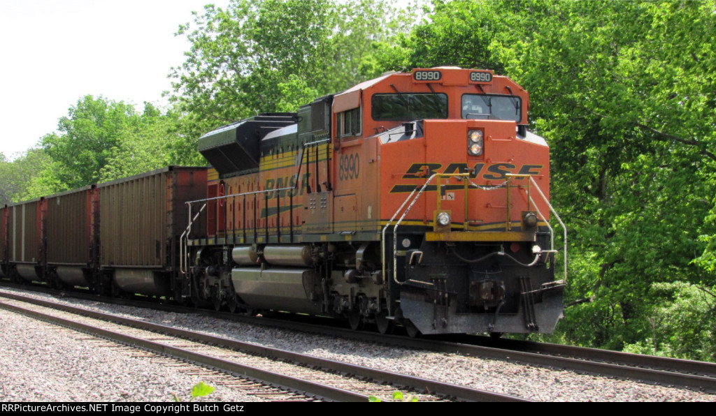 BNSF 8990